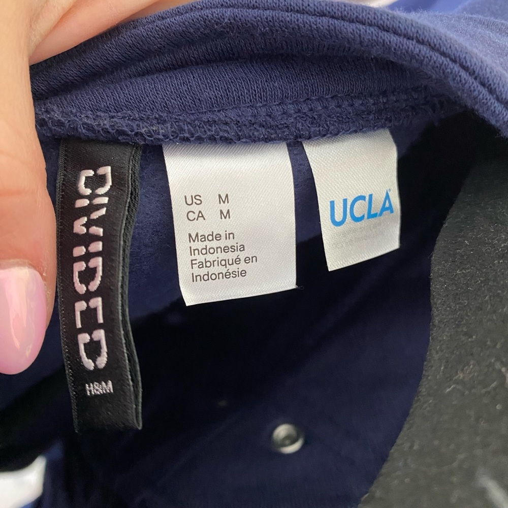 UCLA sweater - Picture 3 of 3